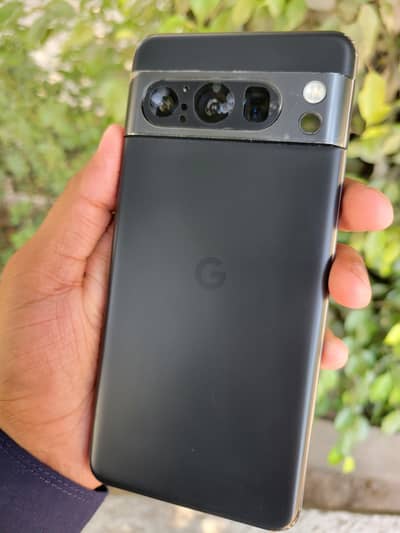 Google Pixel 8 Pro