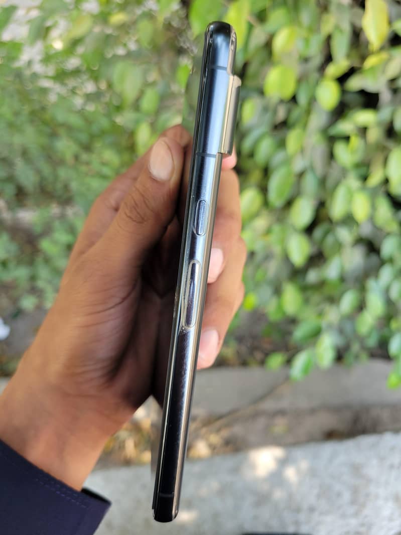 Google Pixel 8 Pro 4
