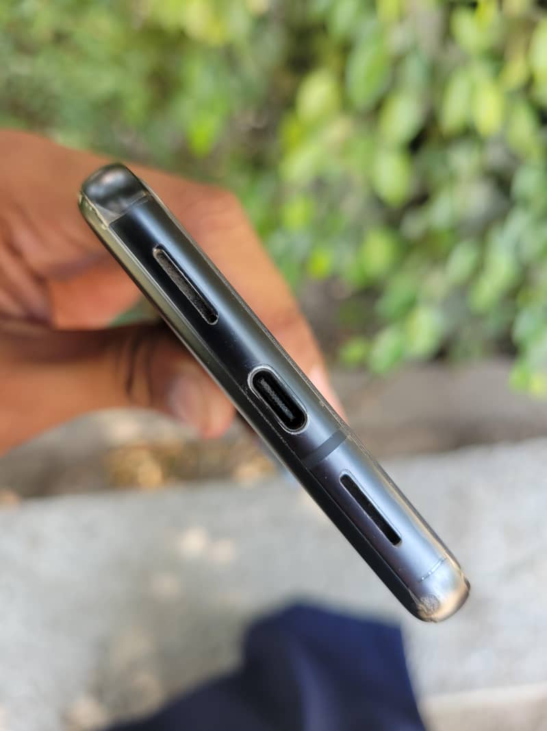 Google Pixel 8 Pro 6