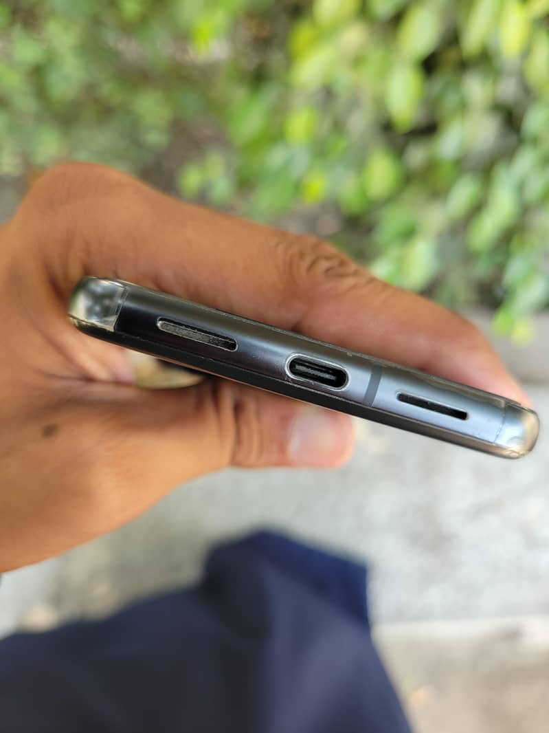 Google Pixel 8 Pro 7