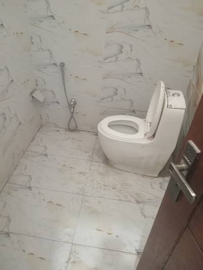 7marla 5beds like brand new house for rent in G 13 2 islamabad