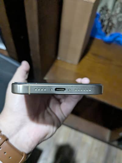Apple iPhone 16 Pro Max