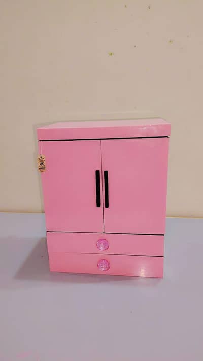 Jewelry box