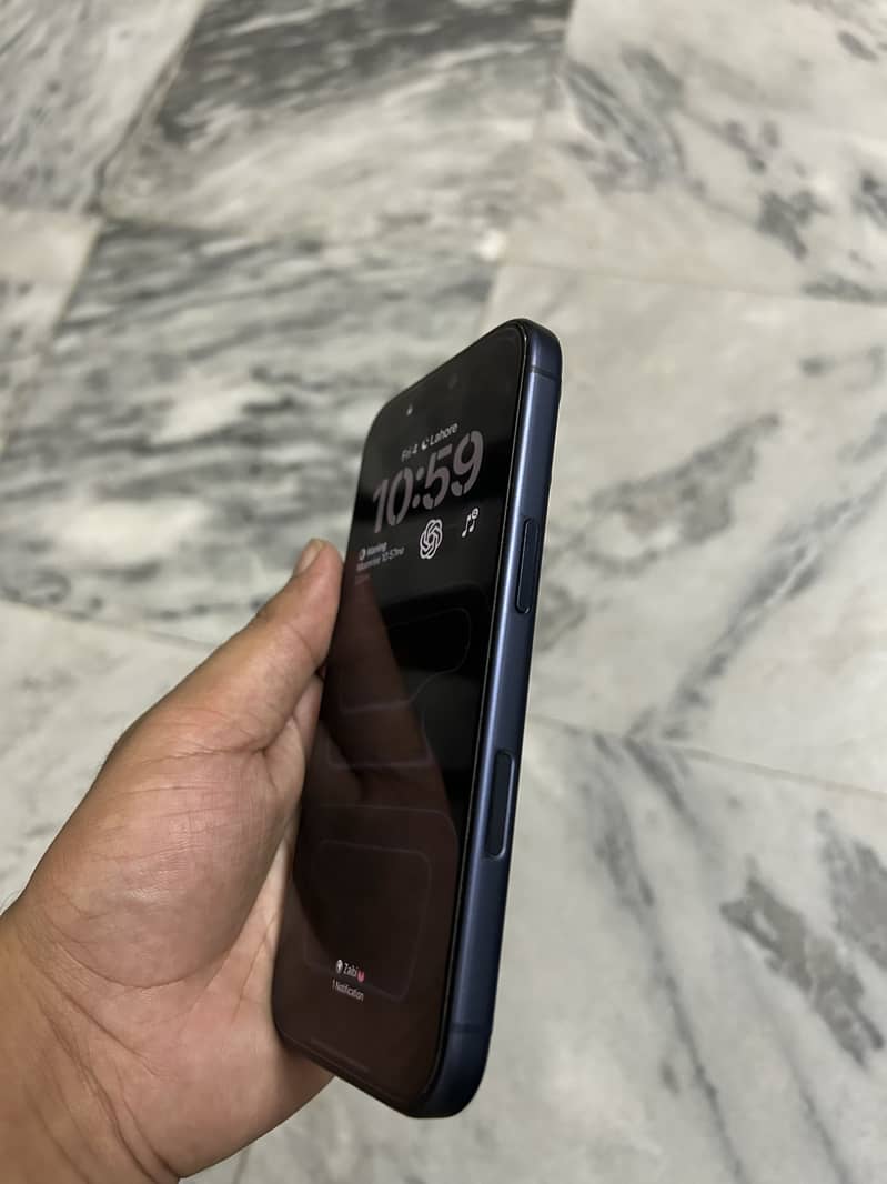 Apple iPhone 17 Pro 2