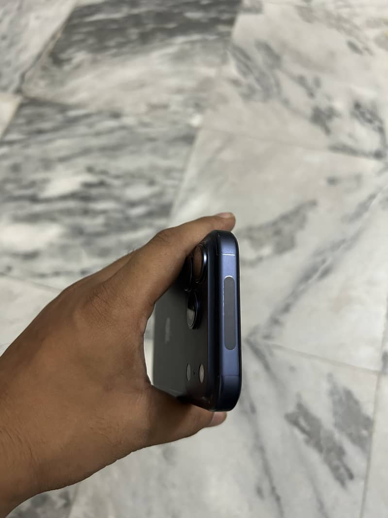 Apple iPhone 17 Pro 4