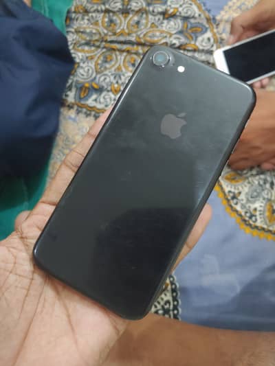 iPhone 7