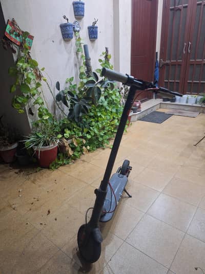 xiaomi M365 scooty for sale