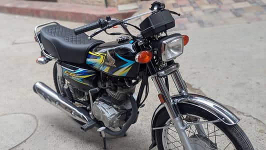 Honda CG125 2026 Black
