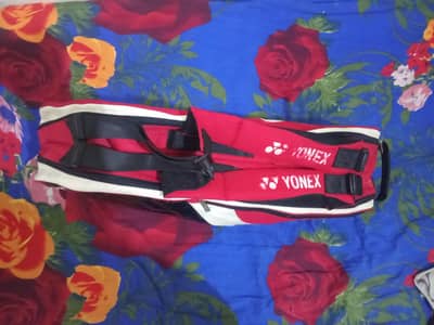 Yonex kit bag new condition thermal sheet 4 portions