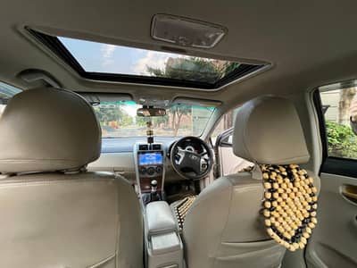 Toyota Corolla Altis 2012