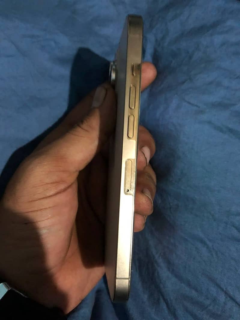 Apple iPhone 13 Pro 1