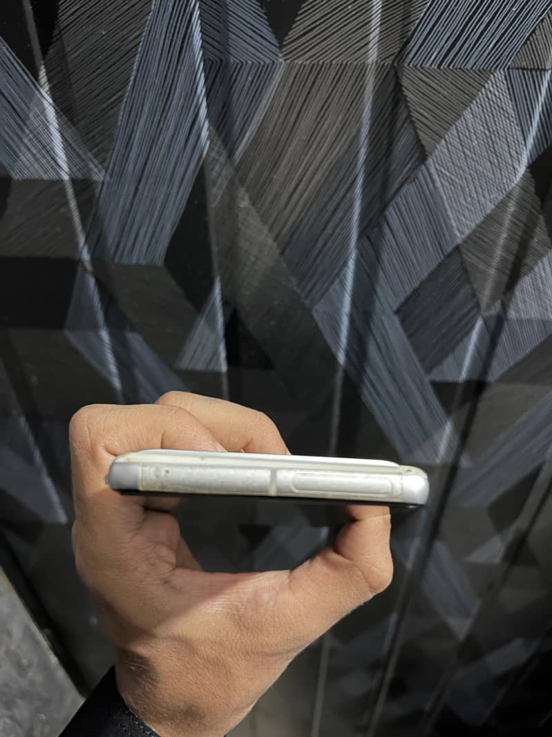 Google Pixel 7 3
