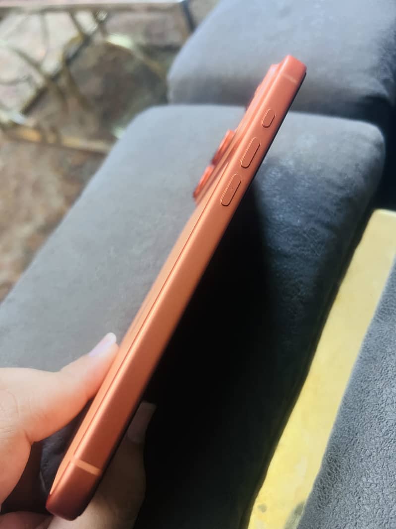 Apple iPhone 17 Pro Max 2