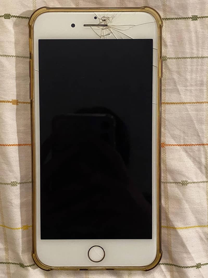 Apple iPhone 7 Plus 1