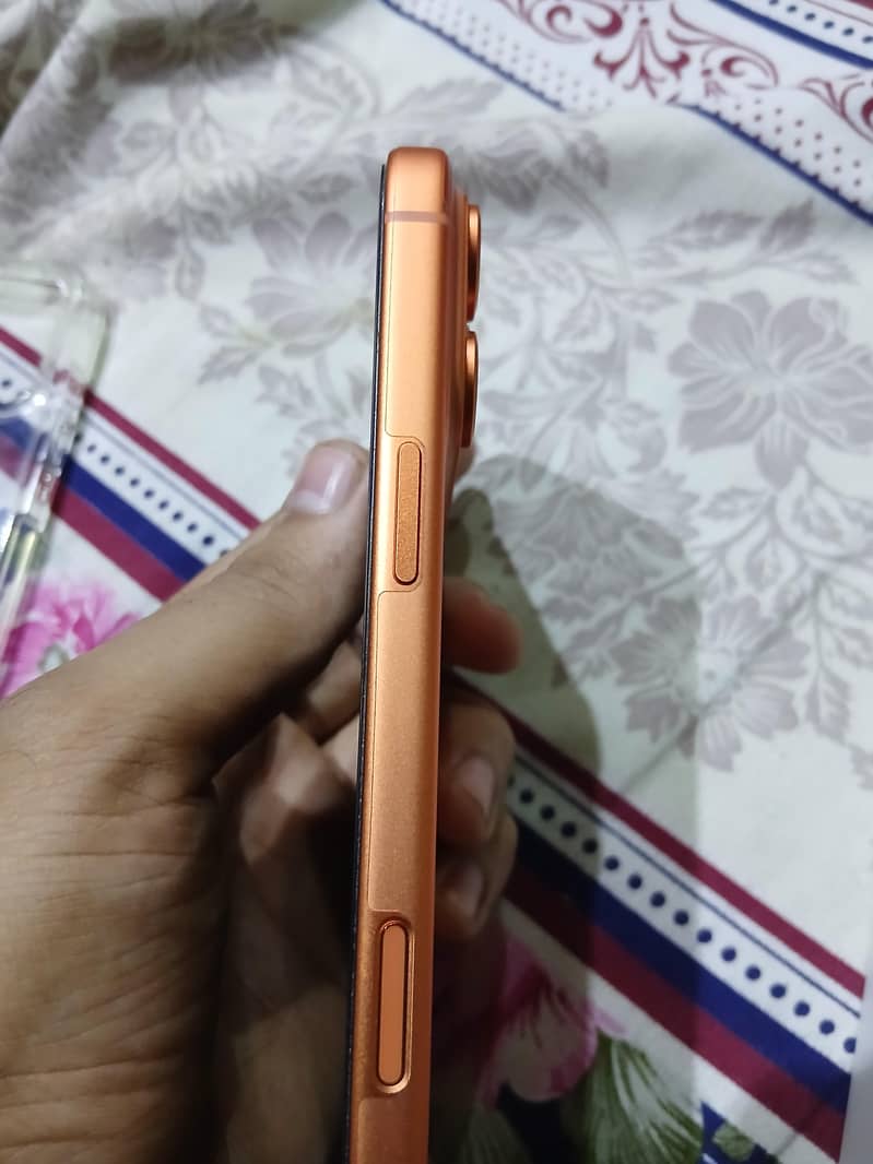 Apple iPhone 17 Pro Max 3