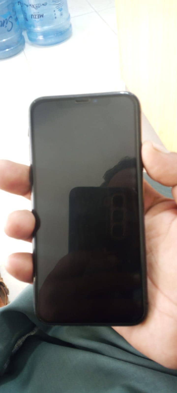 Apple iPhone X 2