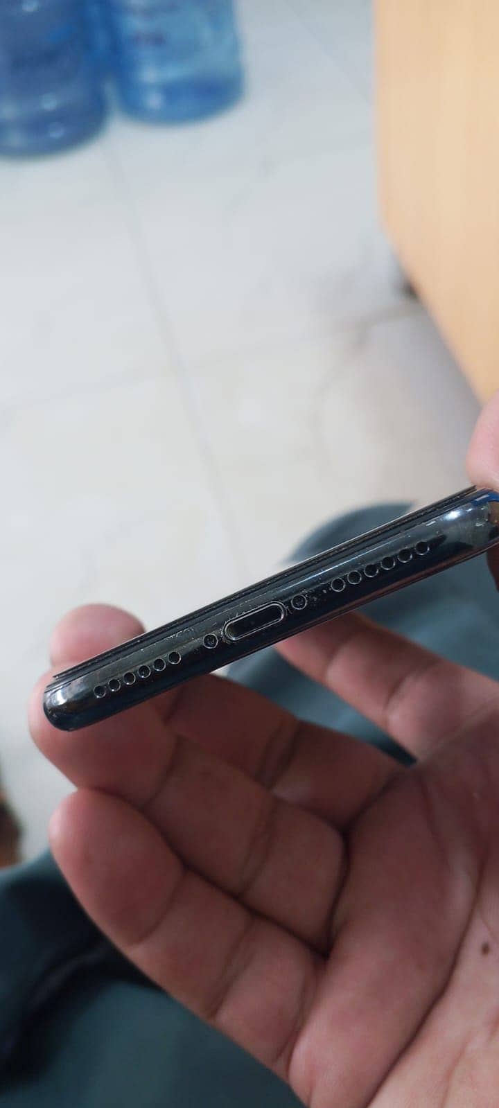 Apple iPhone X 3