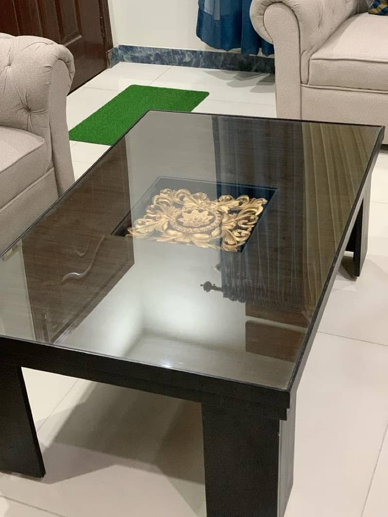 Center table 0