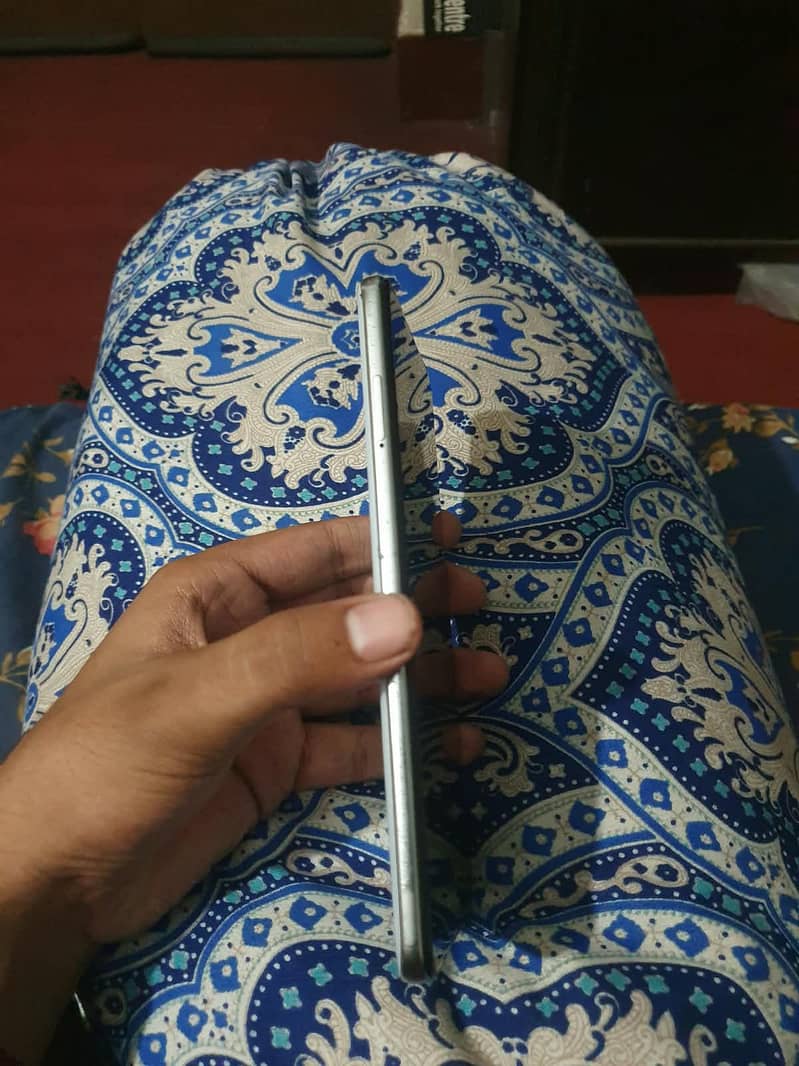Xiaomi Redmi Note 9S 2