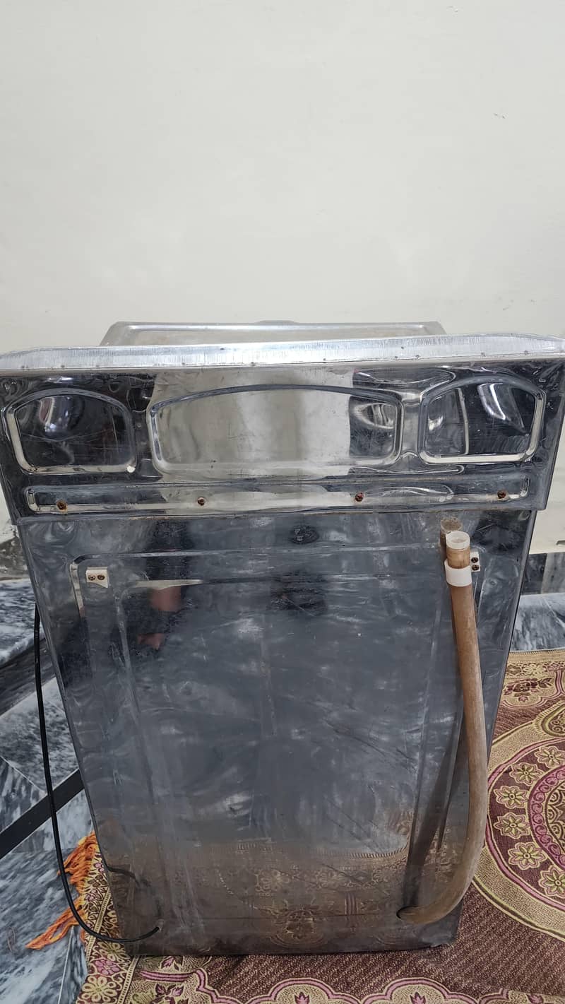Washing machine 4