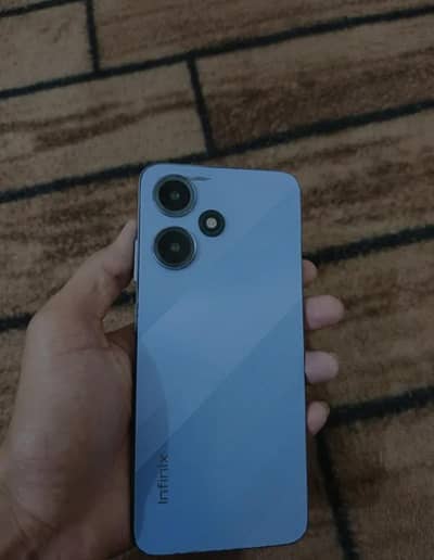 Infinix Hot 30 Play