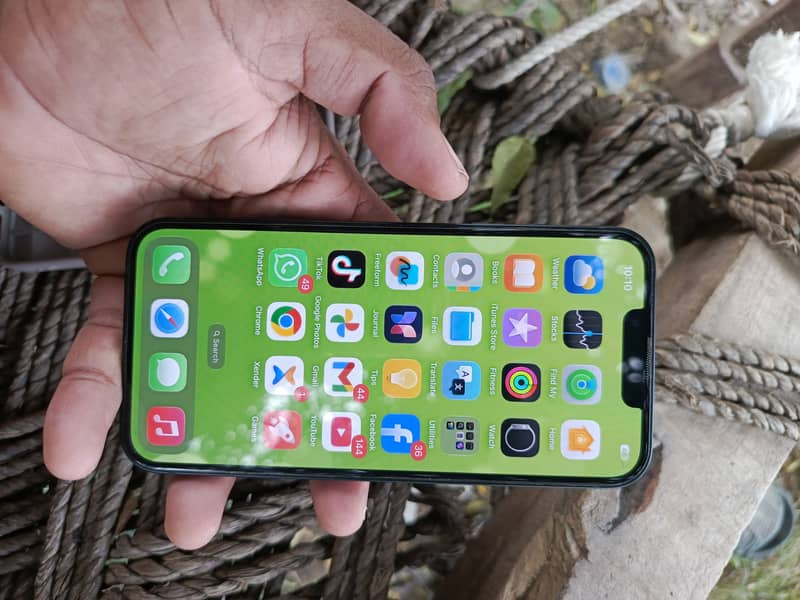 Apple iPhone 14 1
