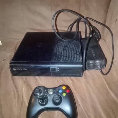Xbox 360 e slim ha   30games