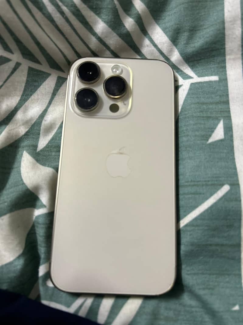 Apple iPhone 14 Pro 0