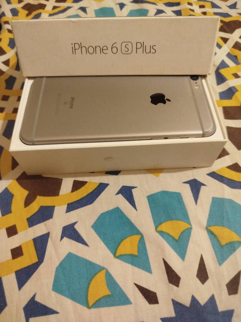 Apple iPhone 6 Plus 2