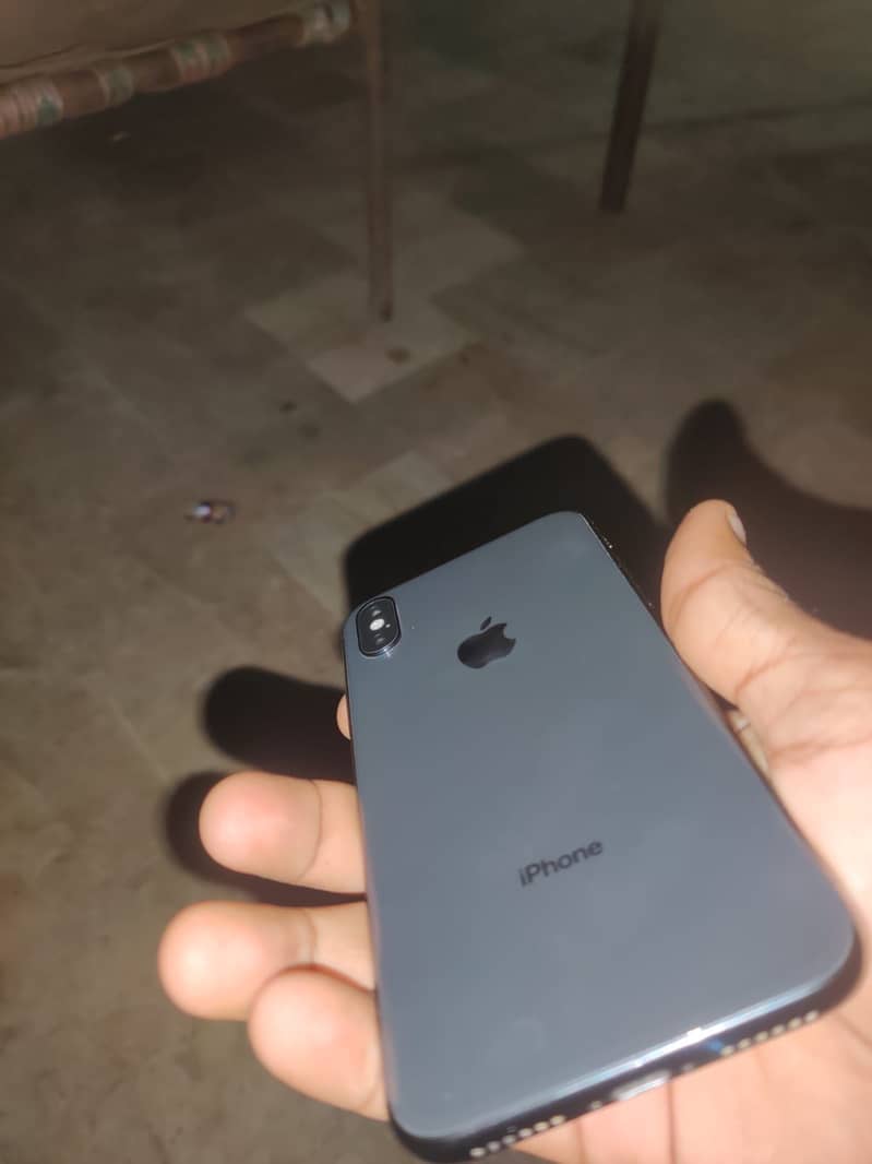 Apple iPhone X 0
