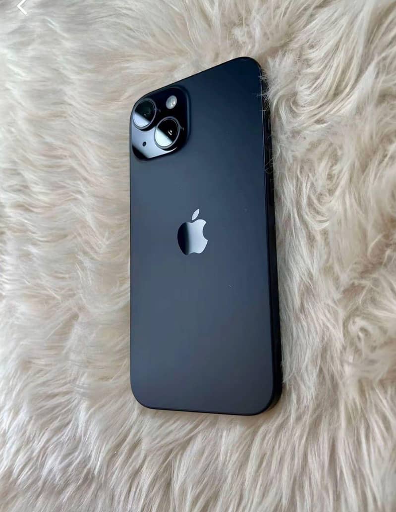 Apple iPhone 15 4
