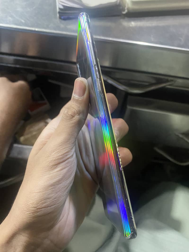 Samsung Mobile Note 10 Plus 3
