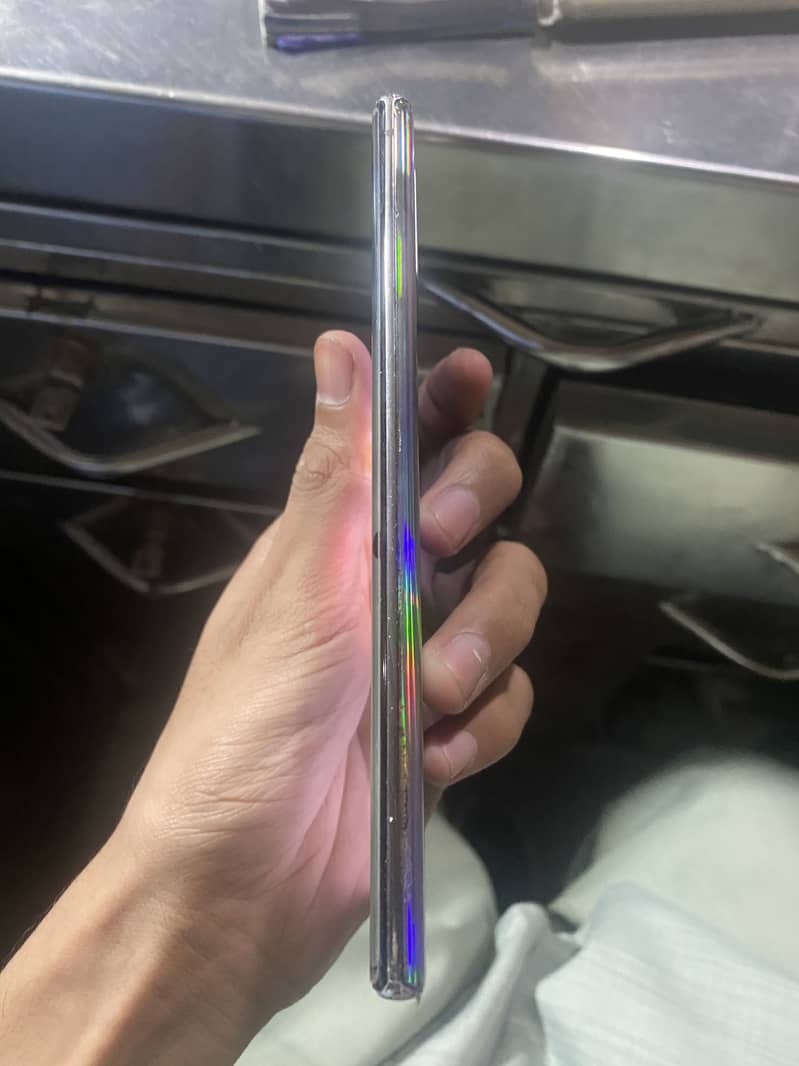 Samsung Mobile Note 10 Plus 6