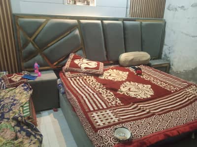 1 bed dressing side tables