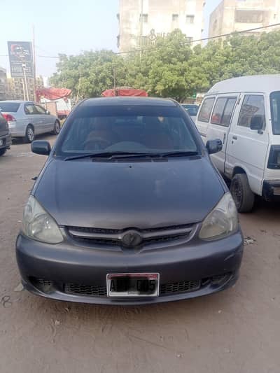Govt(R) Bureaucrat Use Toyota Platz 2004/2007