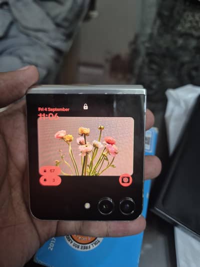 Samsung Mobile Z Flip 5