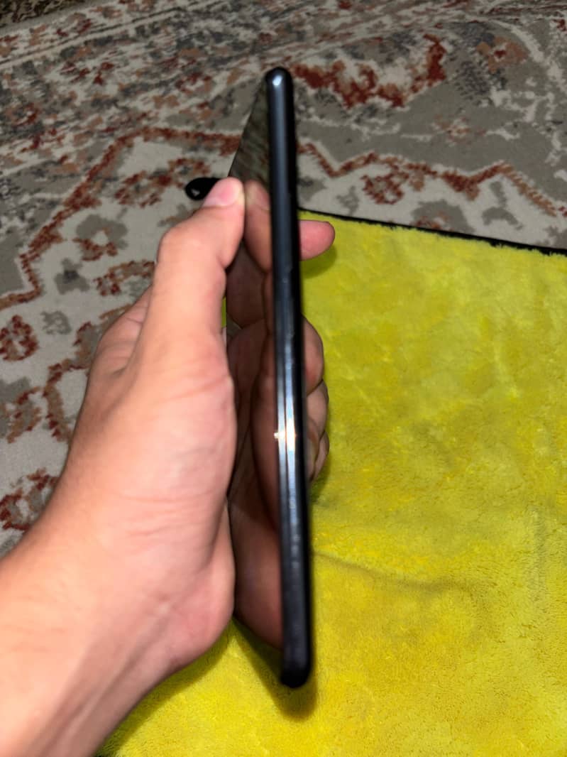 Vivo V21e 4