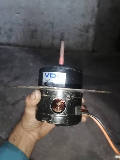12 volit  motar high speed  2 pis Avelibal. watsap 03030356135