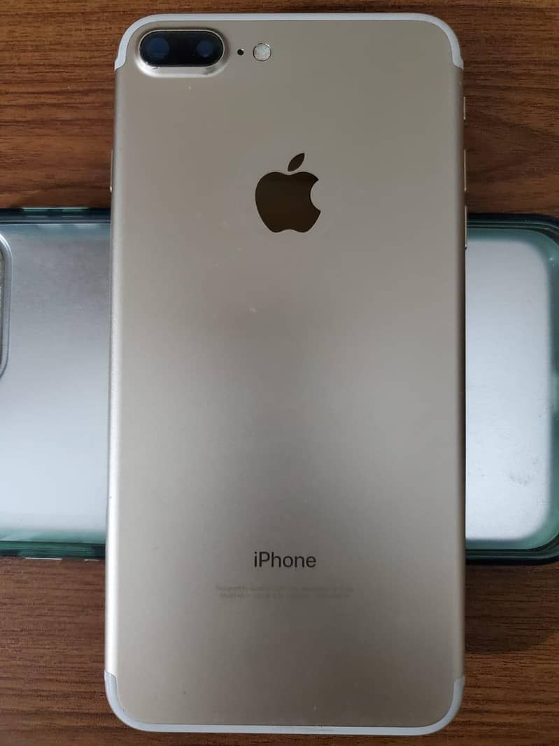 Apple iPhone 7 Plus 1