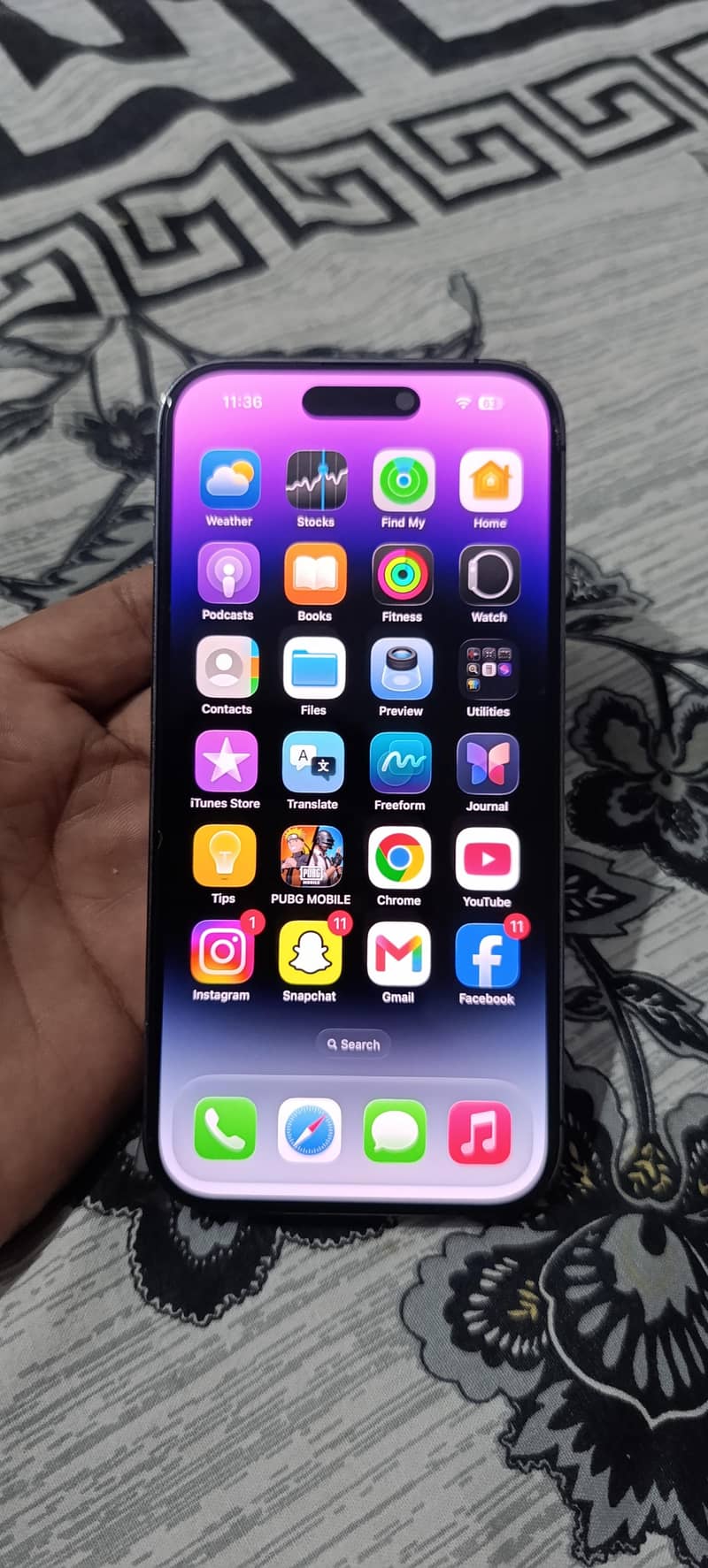 Apple iPhone 14 Pro 1