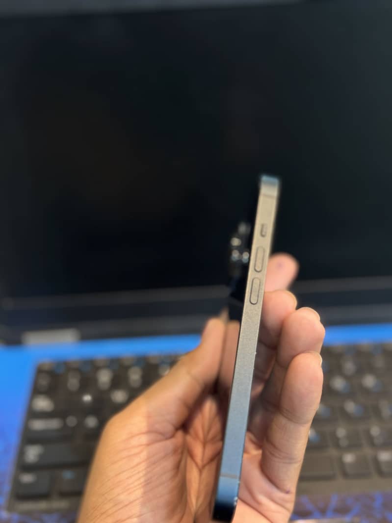 Apple iPhone 14 1