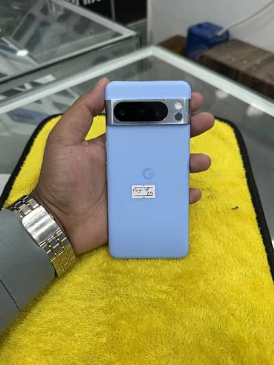 Google Pixel 8 Pro