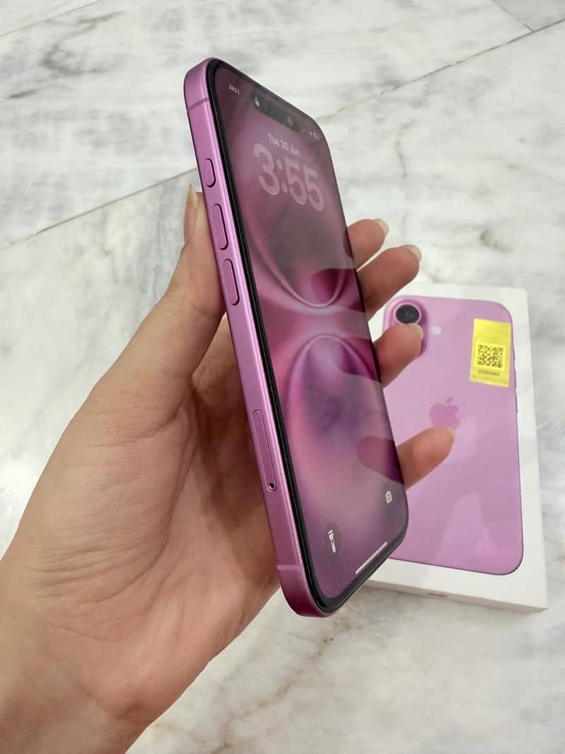 Apple iPhone 16 1