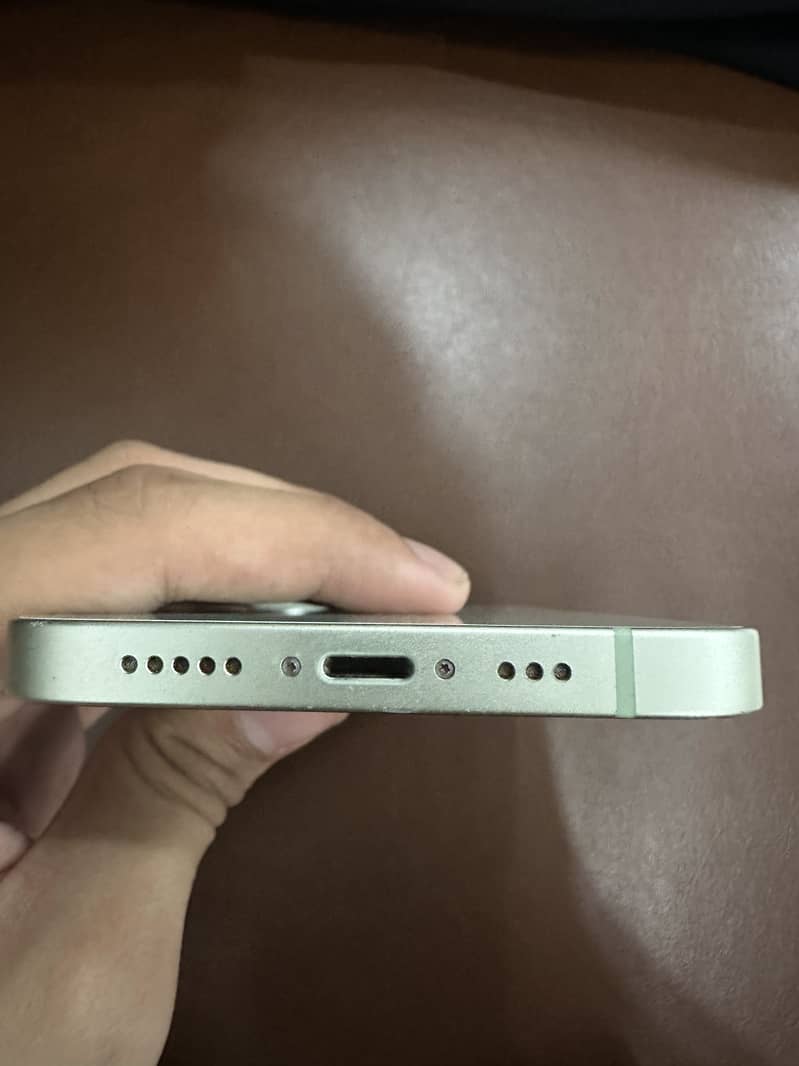 Apple iPhone 12 5