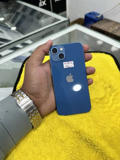 iPhone 13