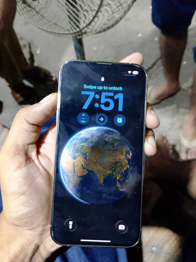 13 pro 1
