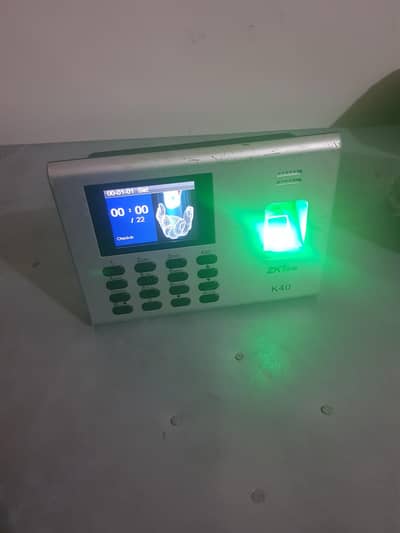 ZKT K40 ATTENDANCE DEVICE ( BUILT IN BATTERY)
