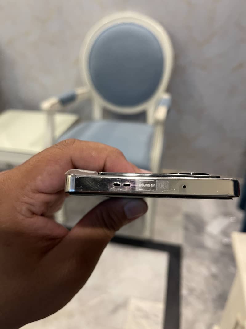 Infinix Note 40 11