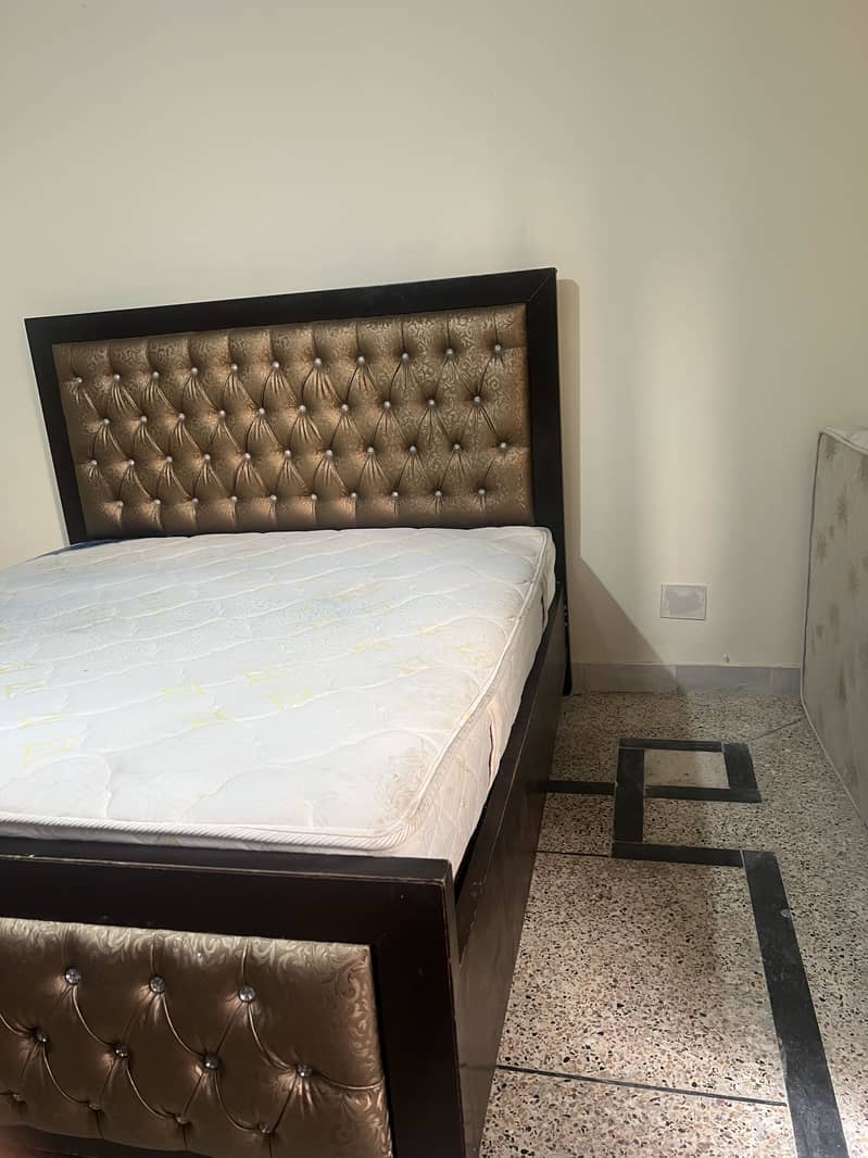 Bed and table 1