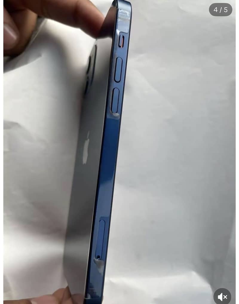 Apple iPhone 12 3